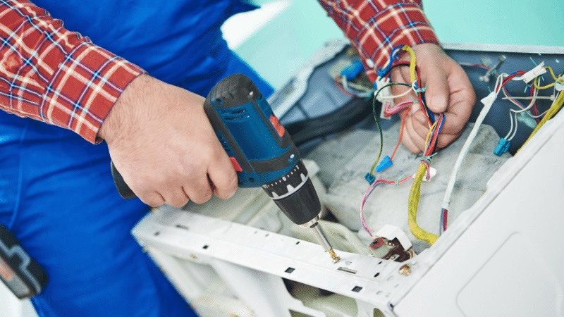 Kalecik Eminçelik Eminçelik çamaşır makinesi kart tamiri – Su almama arızası orijinal parça ile giderildi. - Teknik servis örneği